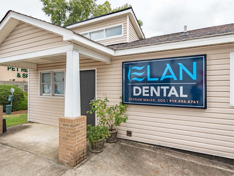 Front view of Elan Dental's office